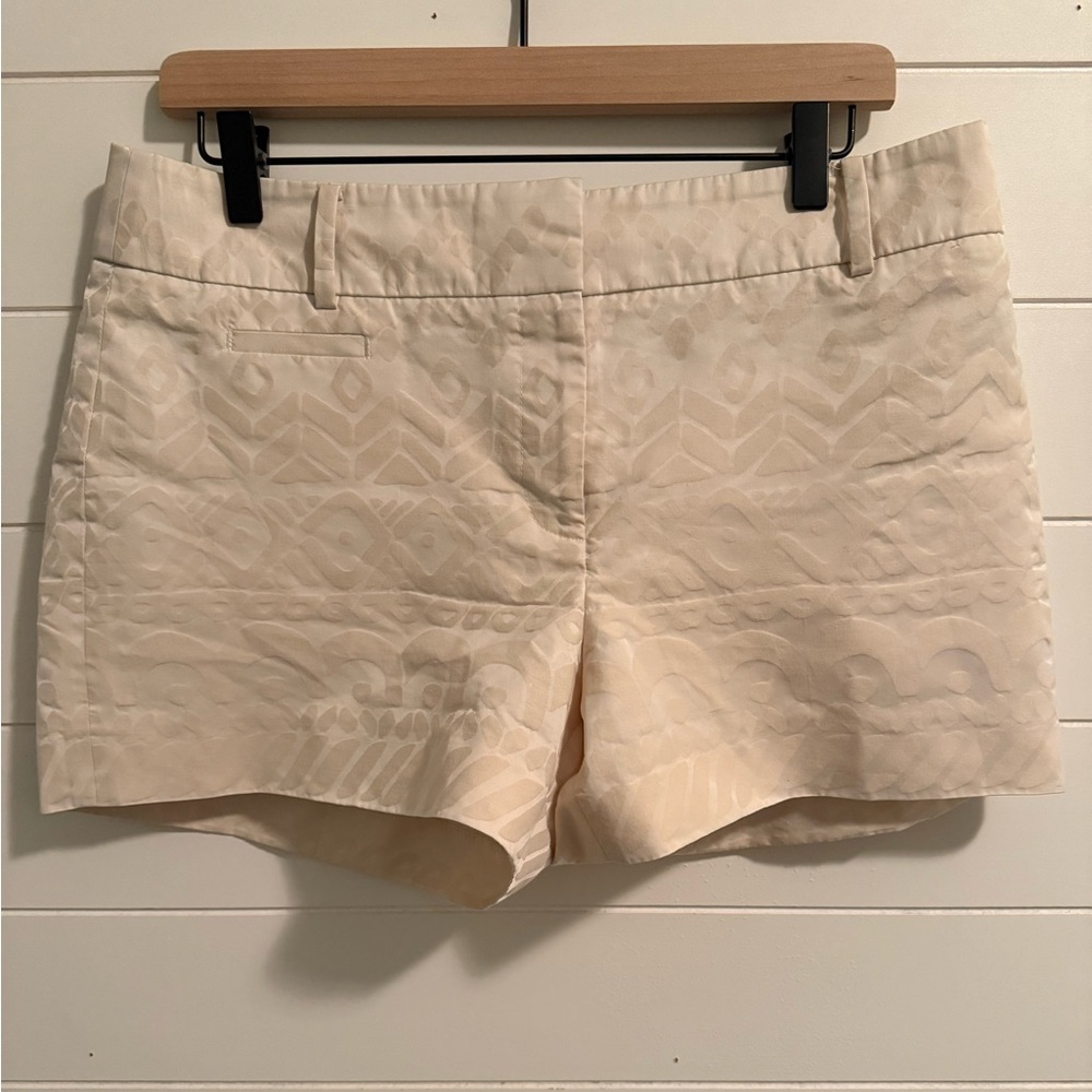LOFT Ann Taylor Jacquard Dress Shorts Ivory Cream Textured Womens Size 8